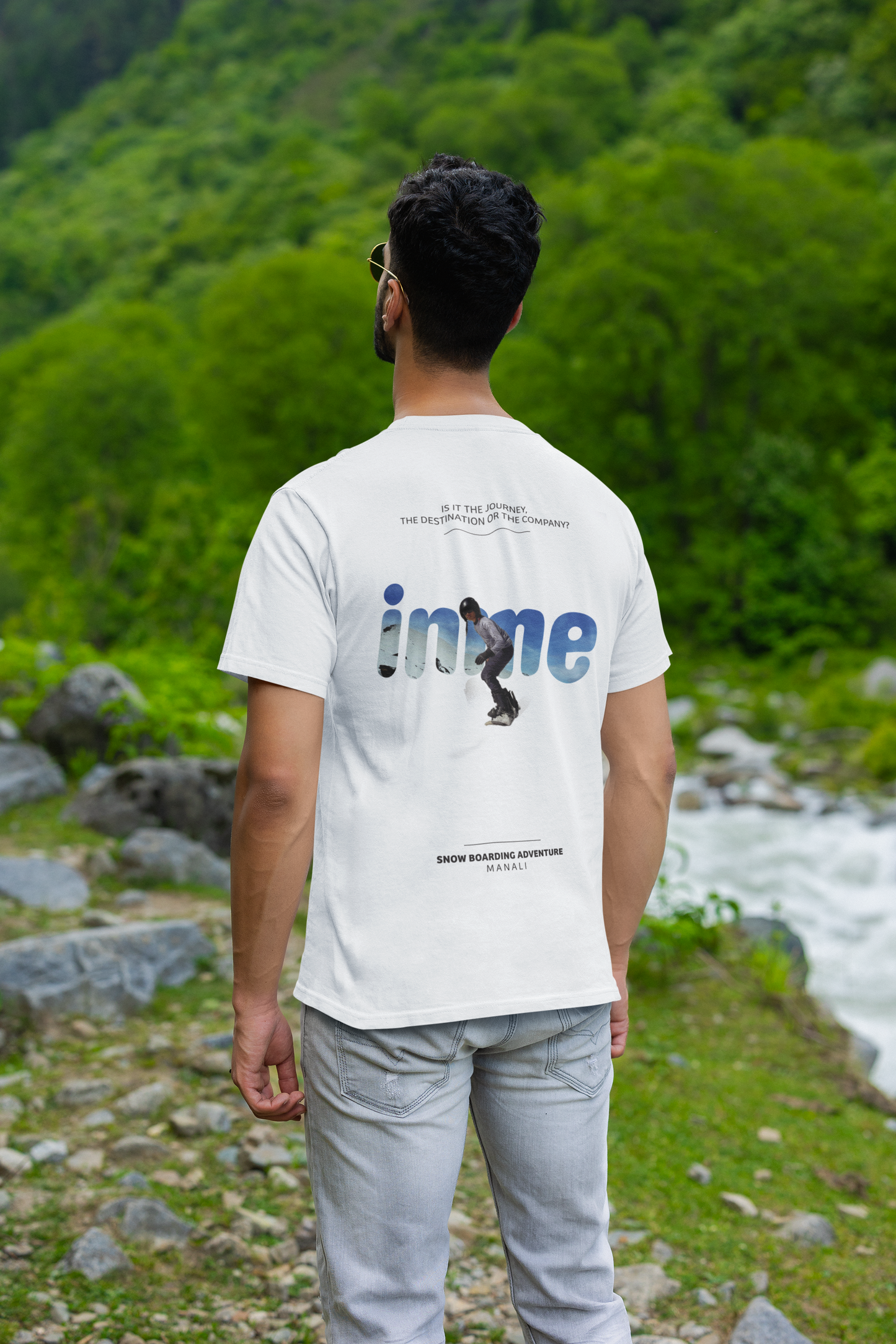 Snowboarding | T-Shirt | Round Neck
