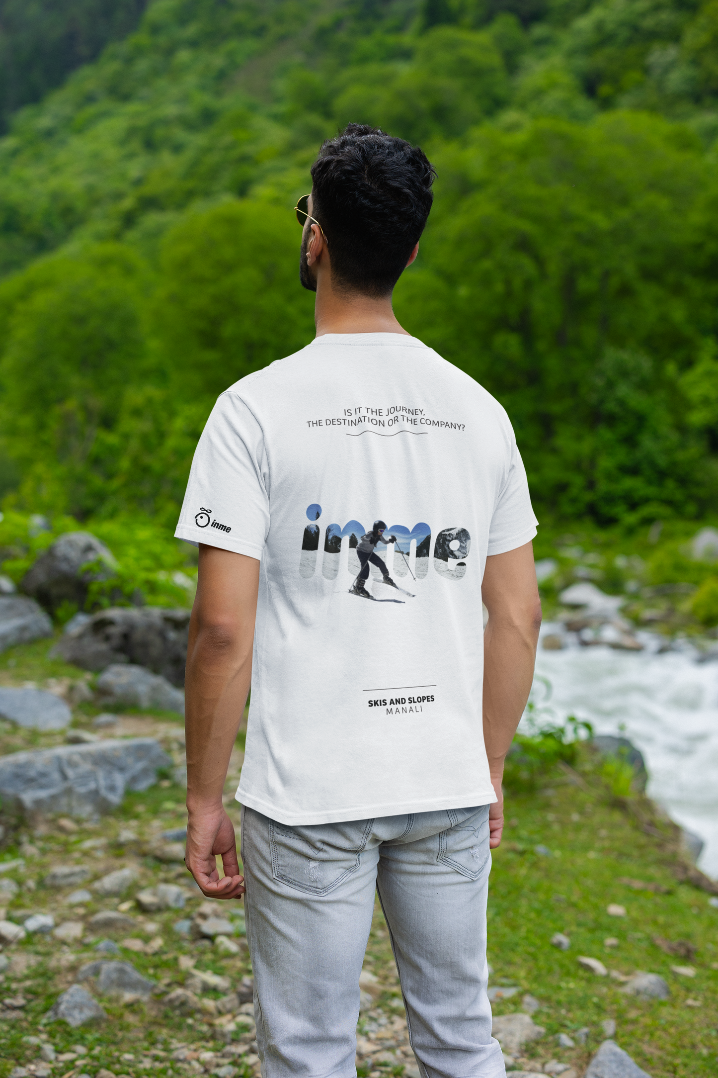 Ski n Slopes | T-Shirt | Round Neck
