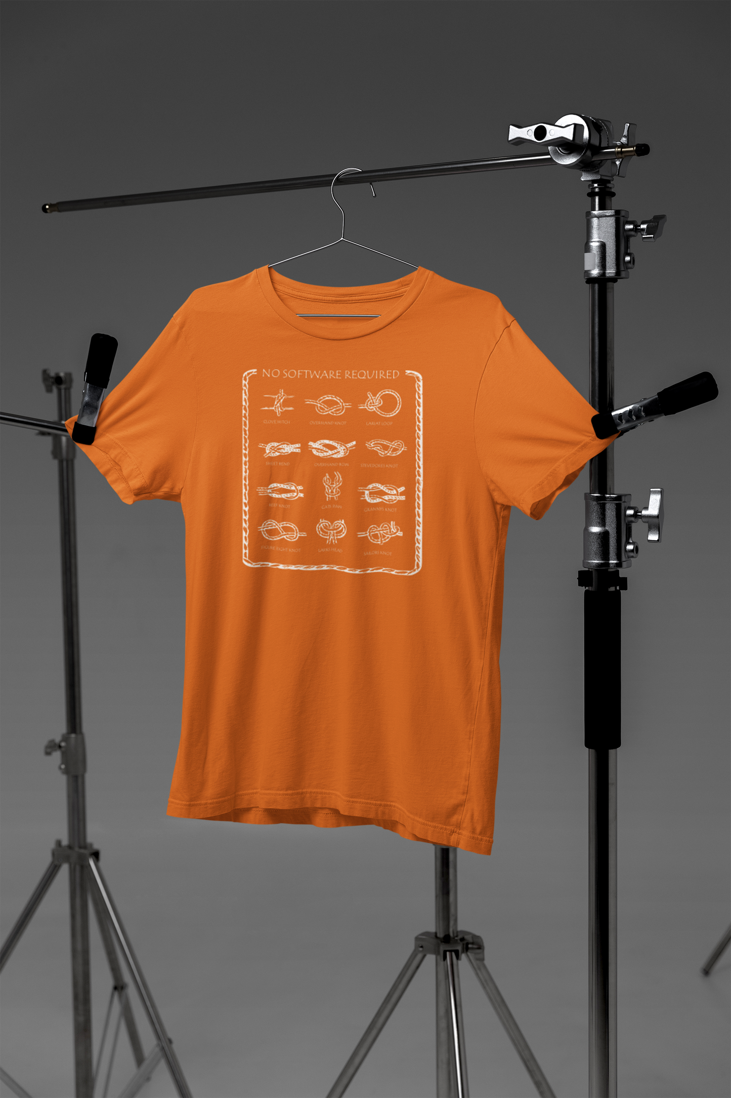 Knots | T-Shirt | Round Neck